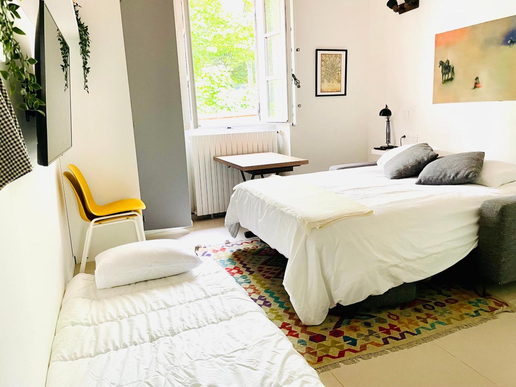 Studio Au Vieux Marly-Le-Roi - Bien Equipe - Matelas De Qualite - 7Min Du Train Vers Paris Extérieur photo